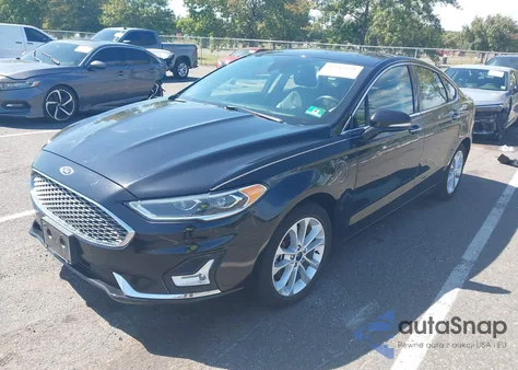 2019 Ford Fusion Energi Titanium из США, поврежденный, VIN 3FA6P0SU1KR266688